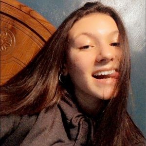 Meet your Posher, Brooke